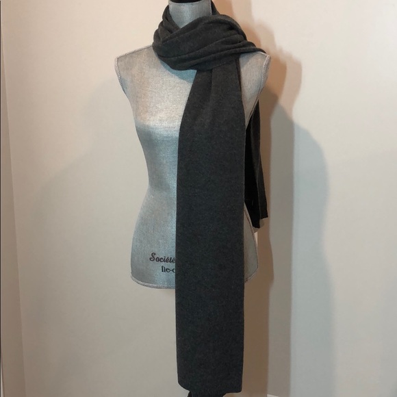 Theory Cashmere Scarf - Picture 2 of 4